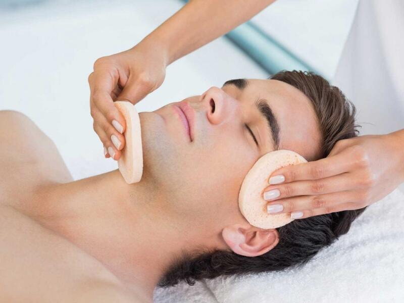 Peels & Microdermabrasion for men in Javea