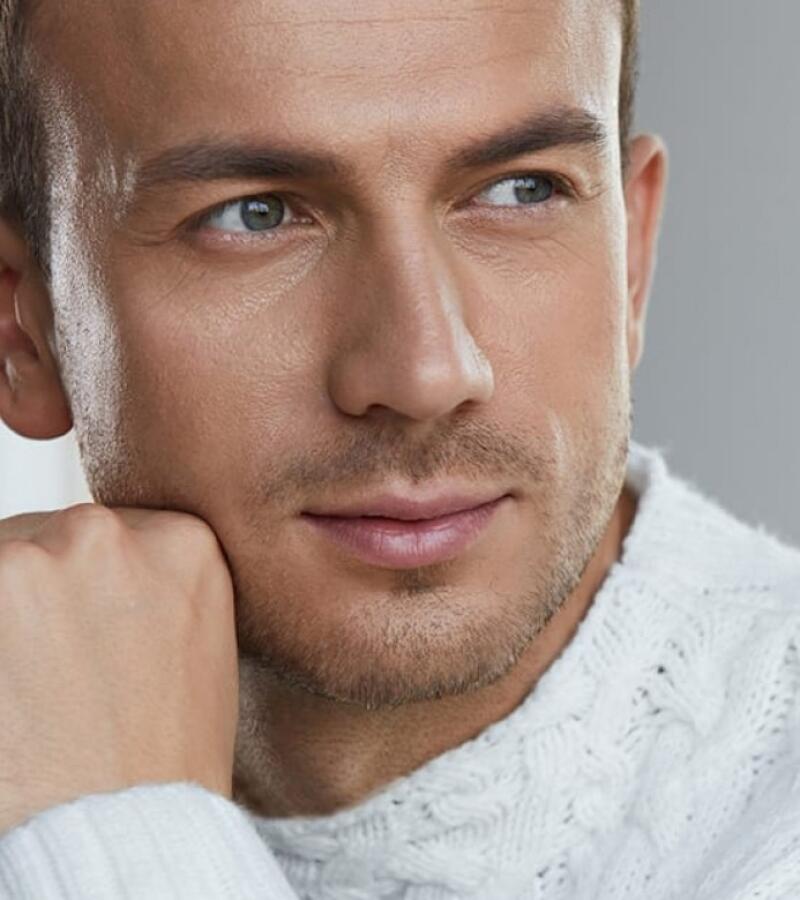 Hyaluronic Acid Fillers for Men in Javea – Enhance Your Features