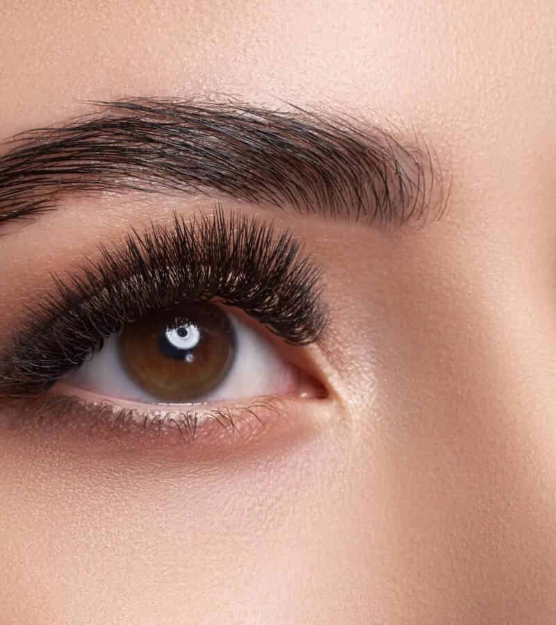 Lashes and Eyebrows Treatments in Javea – Eyelash Extensions & Brow Shaping